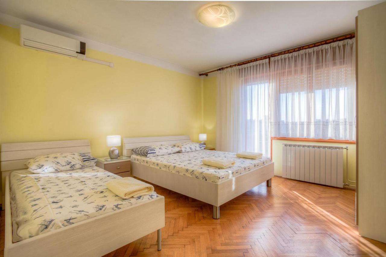 Diconi Apartment พูลา ภายนอก รูปภาพ